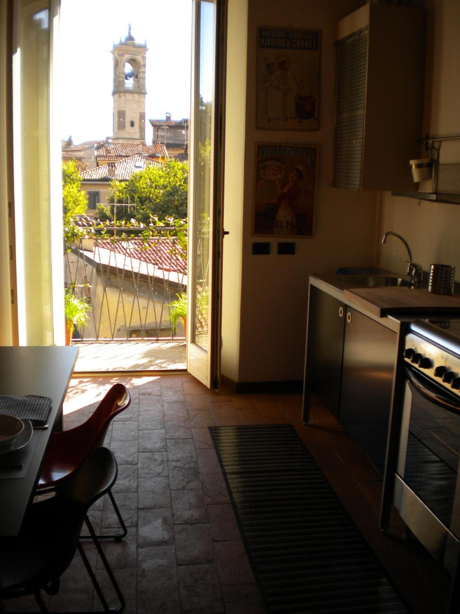La Torta Di Mele Apartment Bergamo Exterior photo