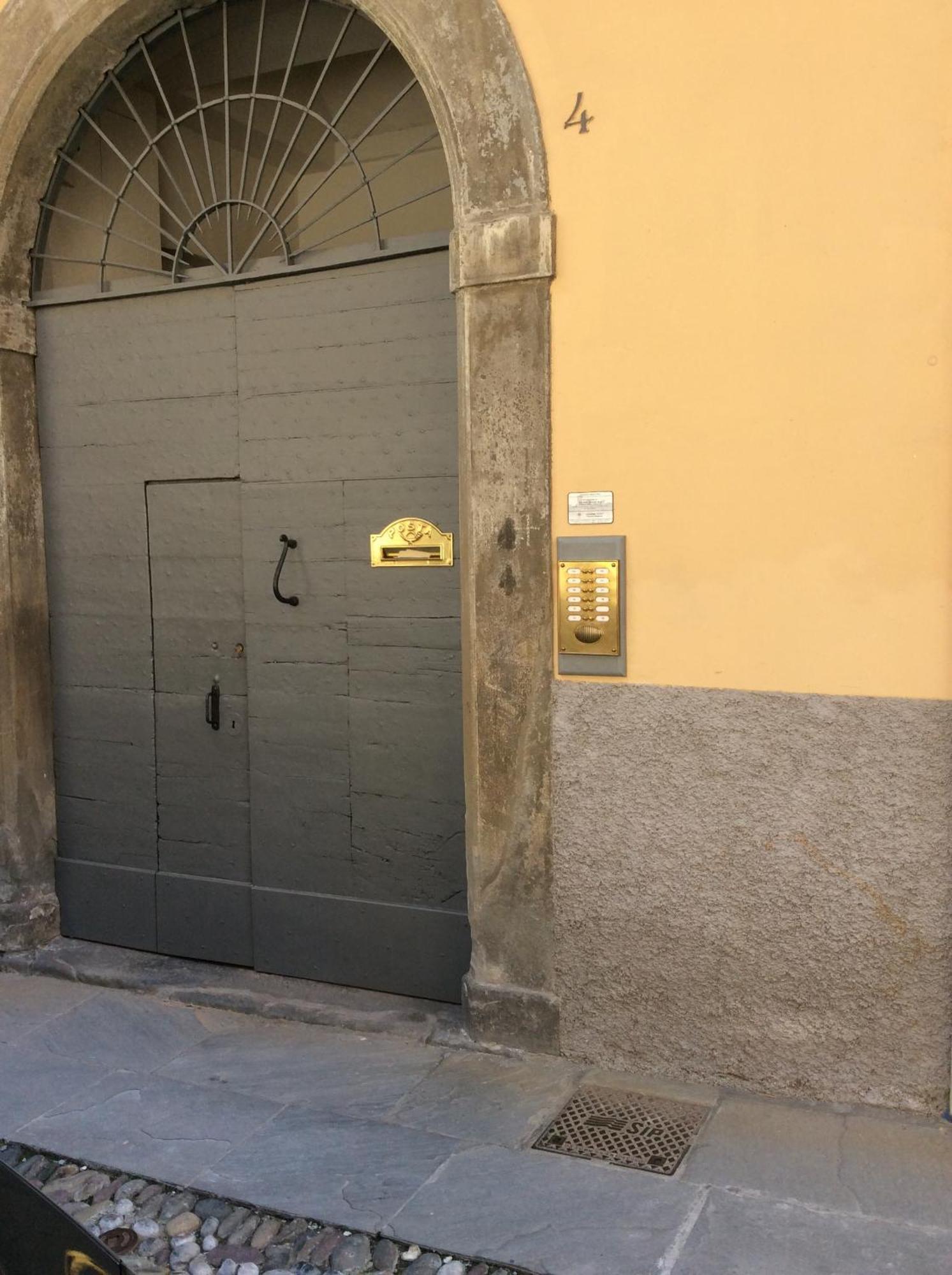 La Torta Di Mele Apartment Bergamo Exterior photo